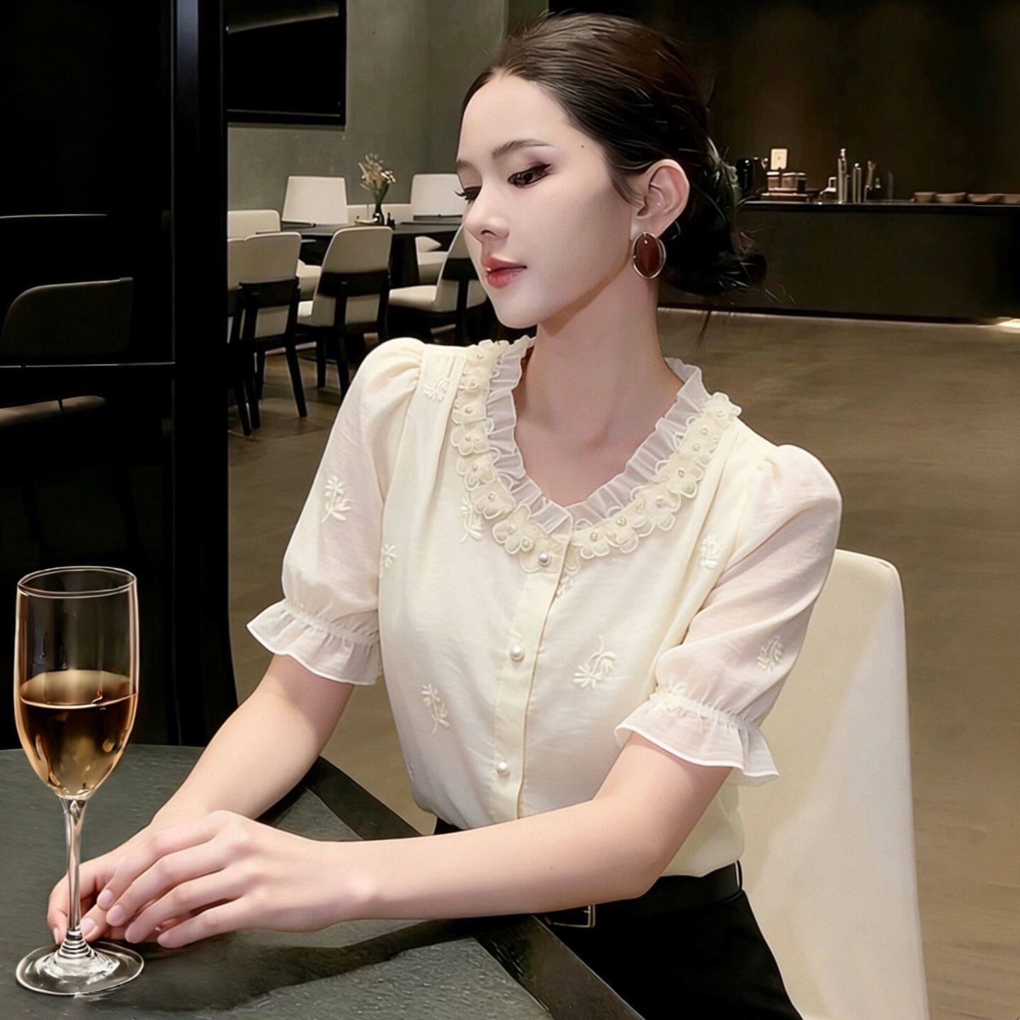 法式气质雪纺衬衫女士夏季新款百搭别致打底小衫甜美减龄洋气上衣