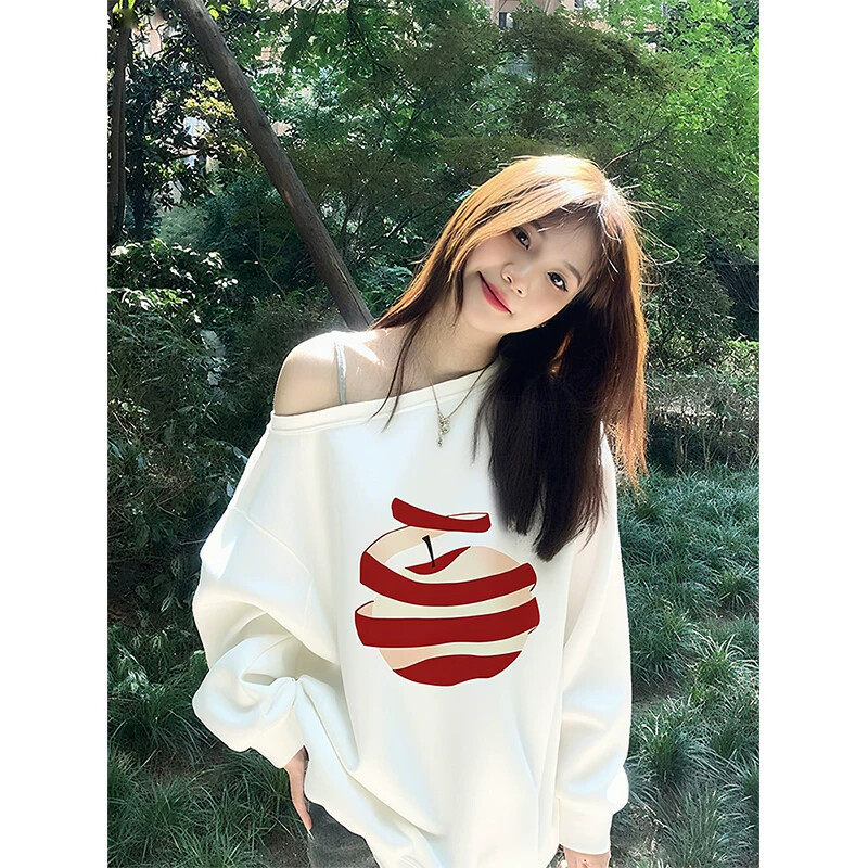 苹果印花斜肩卫衣女春秋薄款辣妹慵懒风设计感小众宽松上衣百搭潮