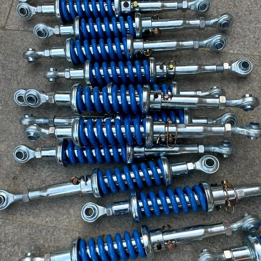 拖拉机新型弹簧缓冲型中央拉杆新型弹簧悬挂拉杆弹簧拉杆中间丝杠