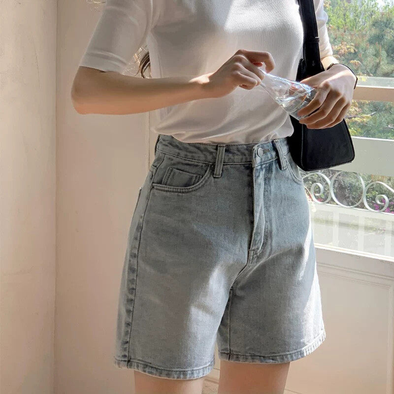 浅蓝色阔腿牛仔短裤女2024夏季薄款直筒宽松高腰显瘦百搭辣妹港风