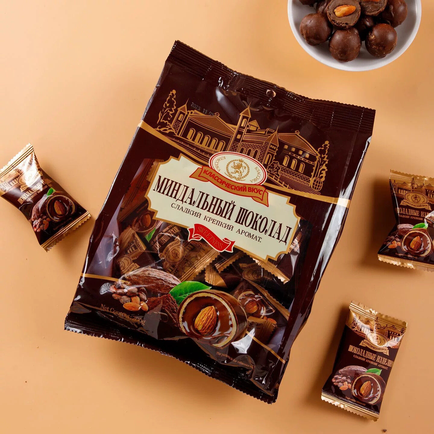 俄罗斯风味松露奶油巧克力糖杏仁夹心巧克力糖果零食品整颗扁桃仁