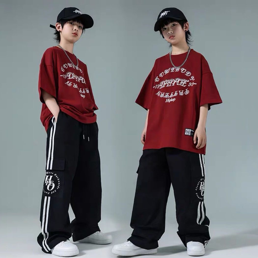 街舞儿童潮服夏季男童套装酒红色嘻哈T恤hiphop裤子女童街舞潮装