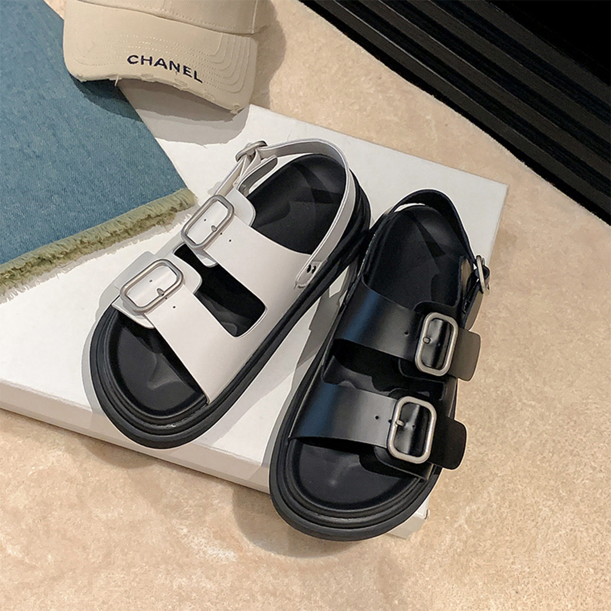 凉鞋女2026新款夏季外穿黑色百搭休闲运动平底沙滩皮扣带凉拖鞋女
