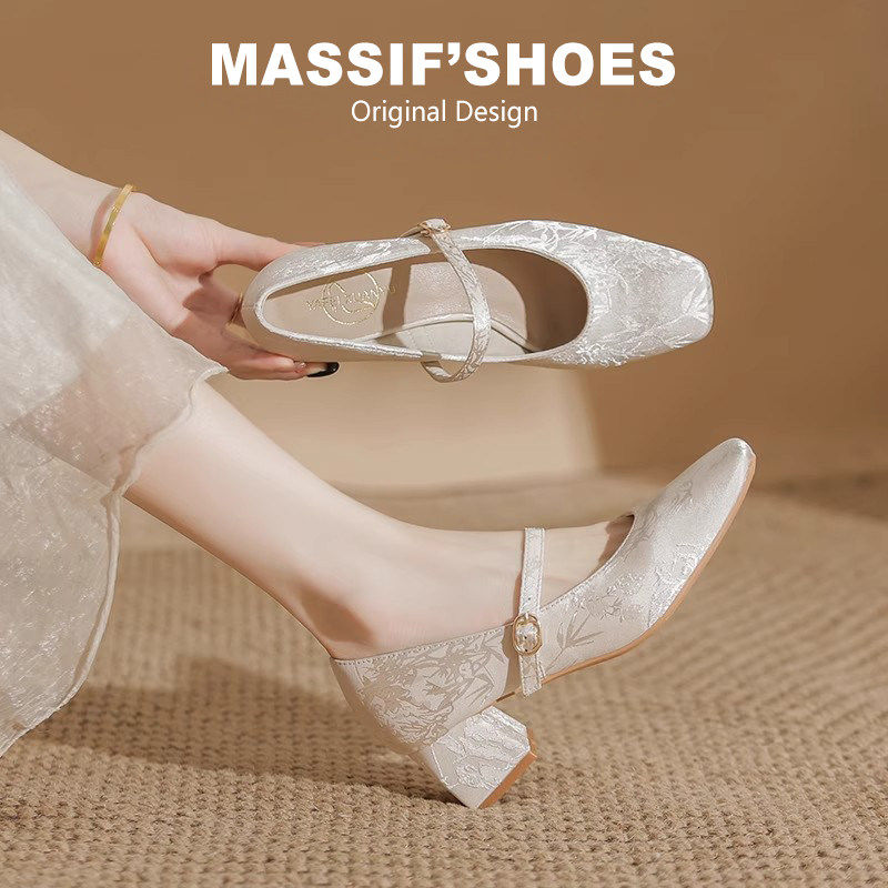 新中式国风绸缎玛丽珍鞋女配旗袍粗跟不累脚秀禾婚纱伴娘新娘单鞋,女鞋,玛丽珍鞋,淘宝优惠券,粉丝福利购,淘宝优惠卷