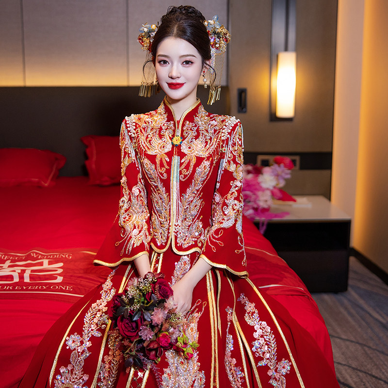 丝绒秀禾服小个子婚服图片