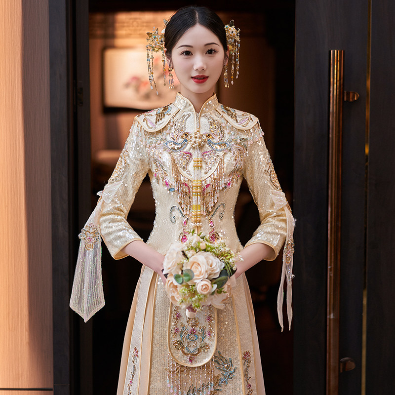 香槟金中式新娘秀禾服敬酒服