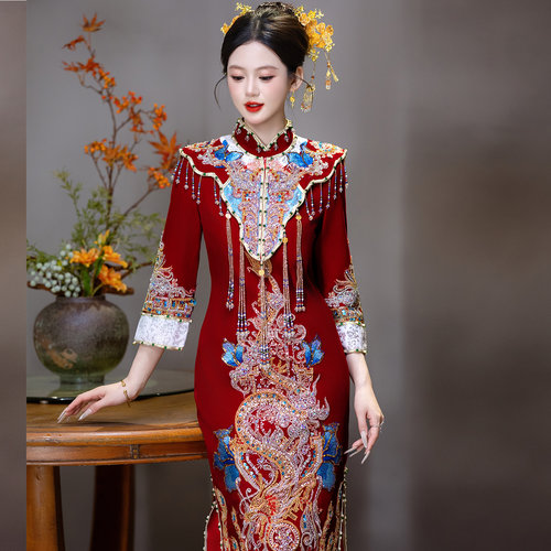 高端订婚宴小个子长袖秀禾服