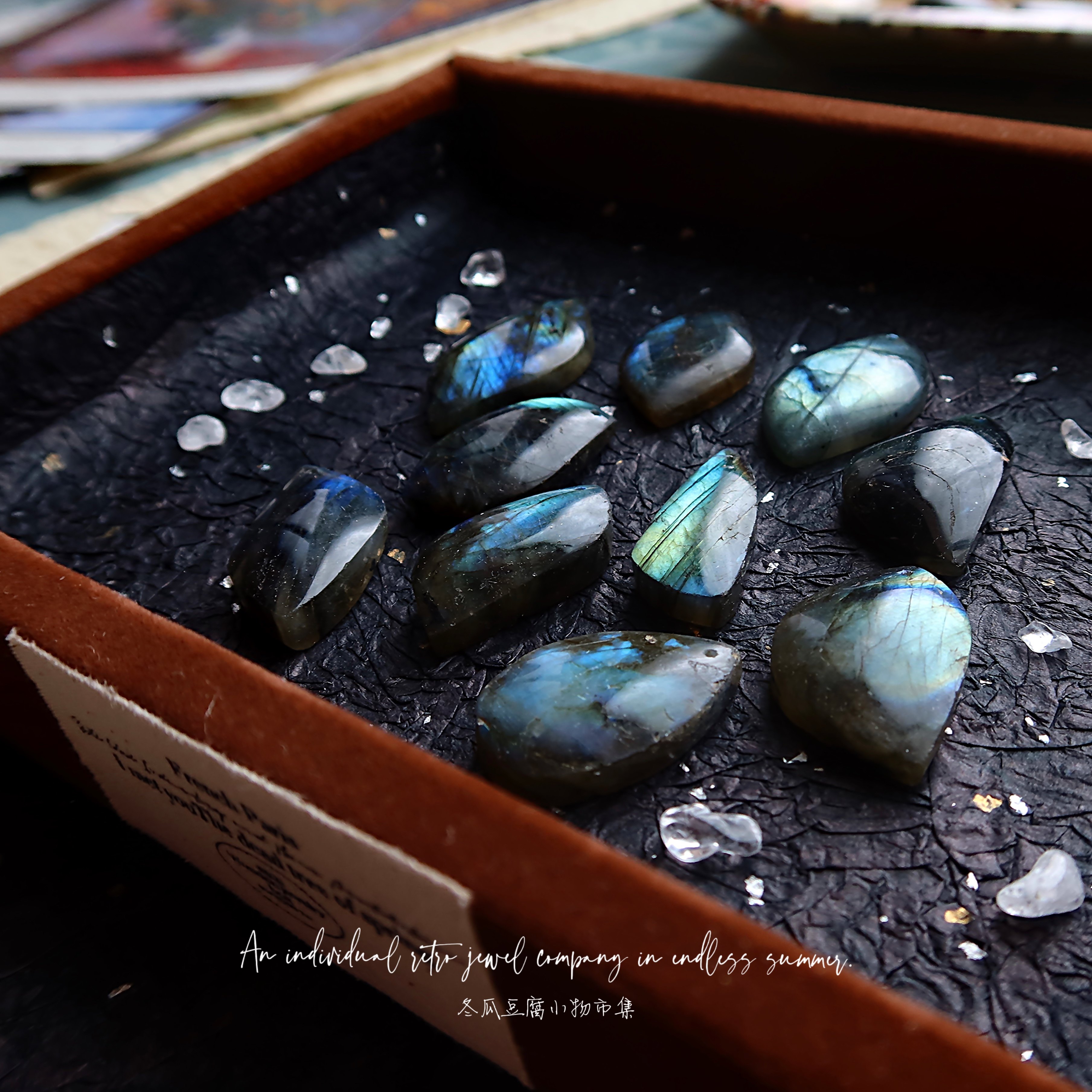 FloatingFeast｜流动的盛宴 孤品蓝灰月光拉长原石项链天然礼物