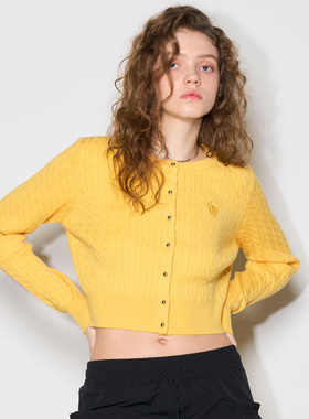 General idea短款圆领扣子针织开衫女修身韩式休闲风WBD1L0450