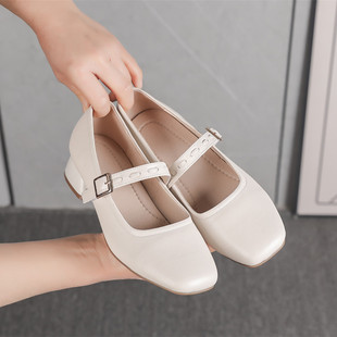 特大码女鞋41到43优雅法式中跟2026春夏新款方头单鞋45粗跟玛丽珍