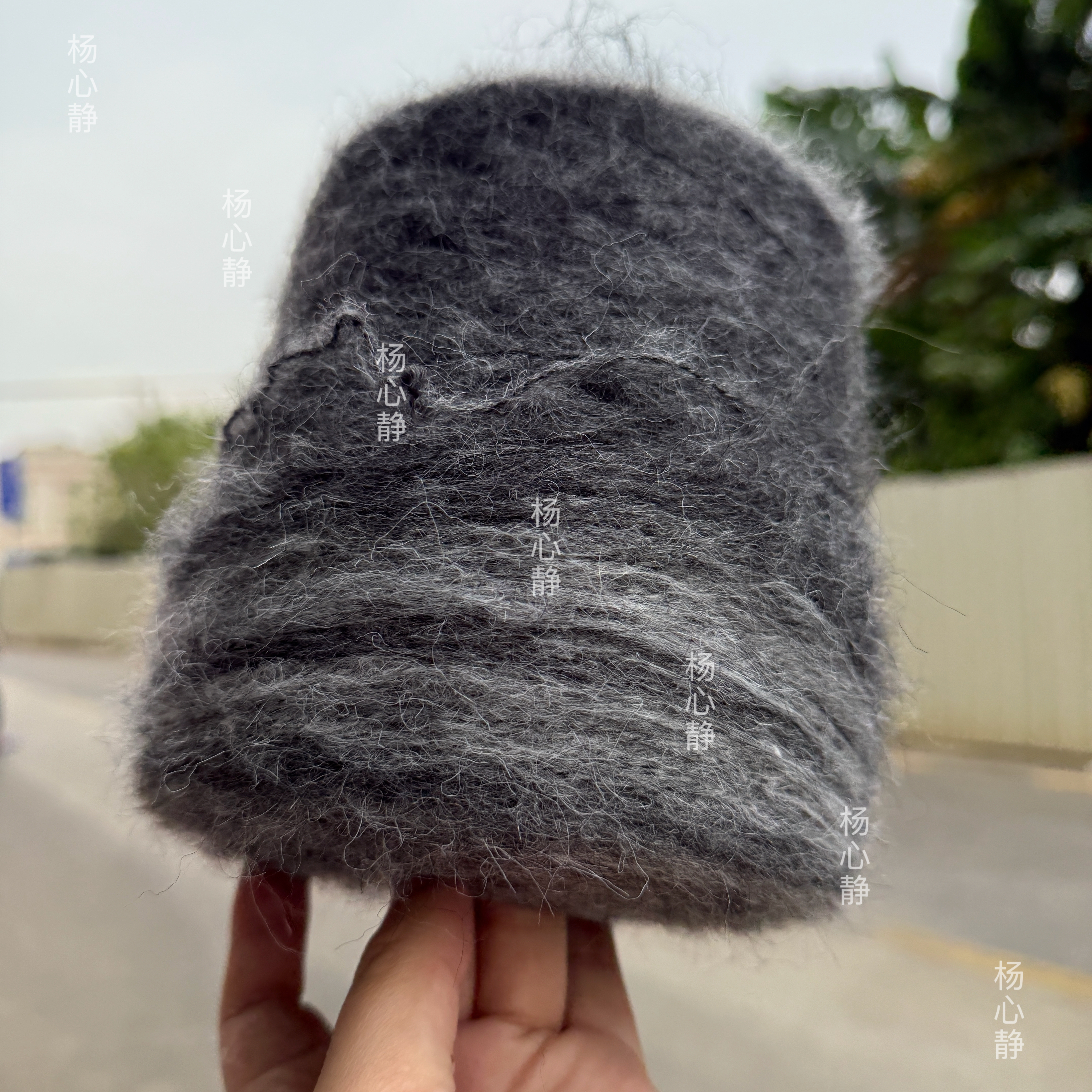 标价500克价格 长段染渐变深灰色系马海毛毛衣披肩外套包包编织线