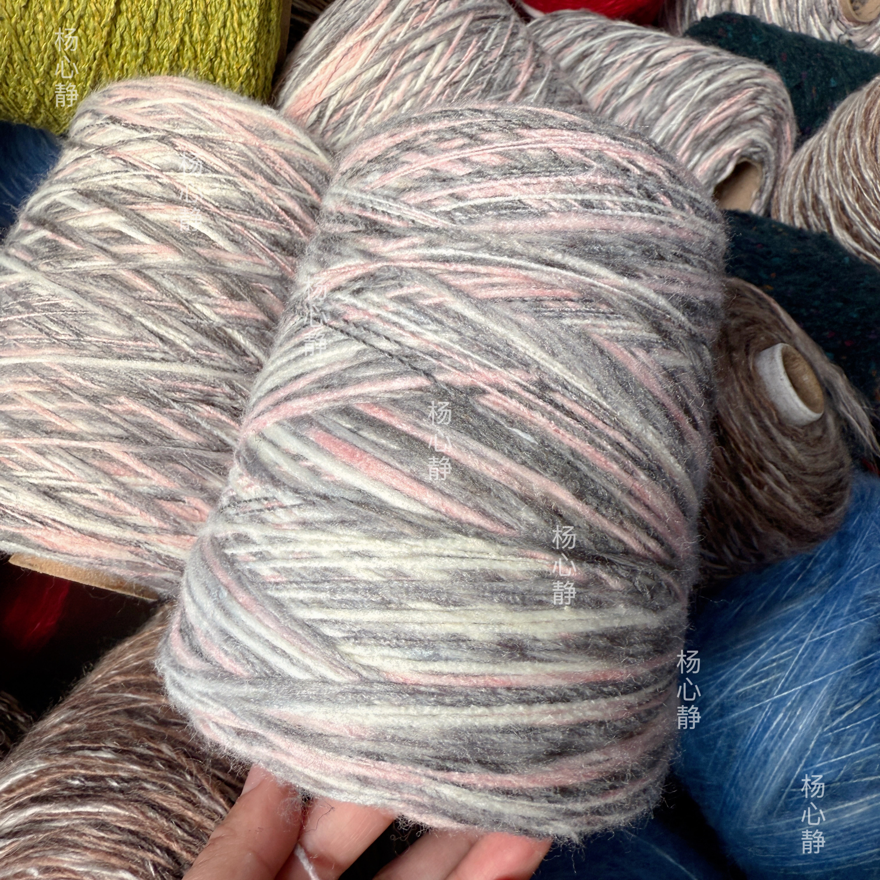 标价500克价格 小段染灰粉色大肚羊毛冰岛毛柔软围巾毛衣编织粗线