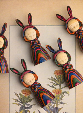 彩虹木雕刻可爱许愿兔吊坠