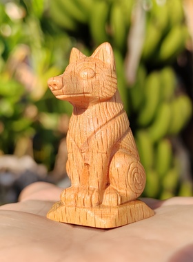 学生文玩把件实木雕刻坐姿狼图腾摆件可爱狼家居室内简约装饰品