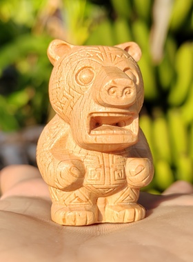 木雕卡通熊图腾摆件文玩手把件工艺品家居客厅摆件装饰品
