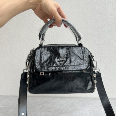 手提单肩斜跨包时尚百搭女包