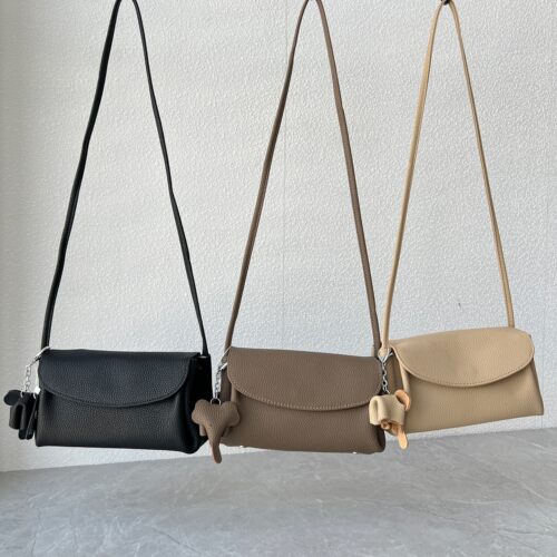 2025新款真皮牛皮小方包小众设计软皮休闲百搭单肩包时尚斜跨女包