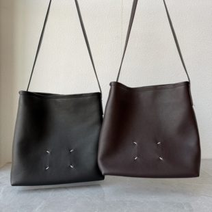 自然摔头层牛皮小众简约水桶包软皮女式单肩包真皮百搭斜跨女包包