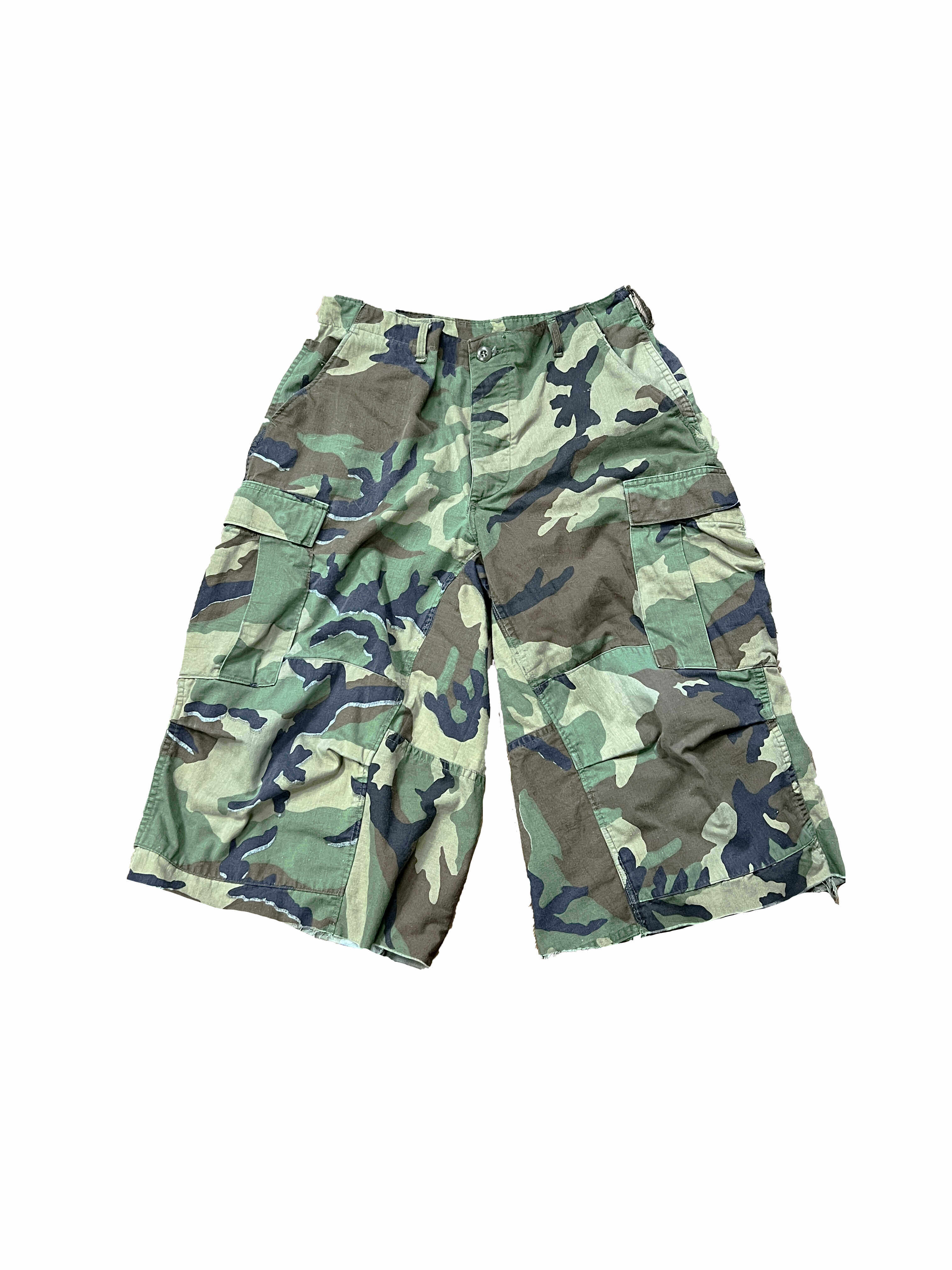 thumbnail for 「Rabbit.B」Fgs-Washed Vintage Distressed Camouflage Outdoor Casual Sports Cargo Shorts Unisex Loose Fit