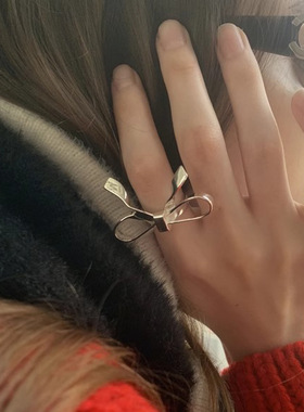 甄媛银饰立体蝴蝶结金属食指戒指