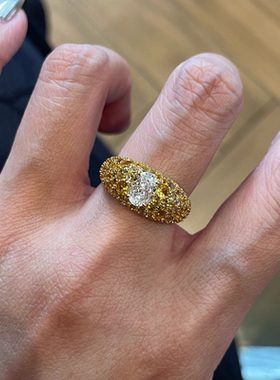 甄媛银饰鸽子蛋镂空宽版食指戒