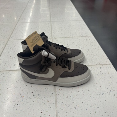 犇犇运动Nike/COURT VISION 男子中邦舒适休闲板鞋DN3577-200