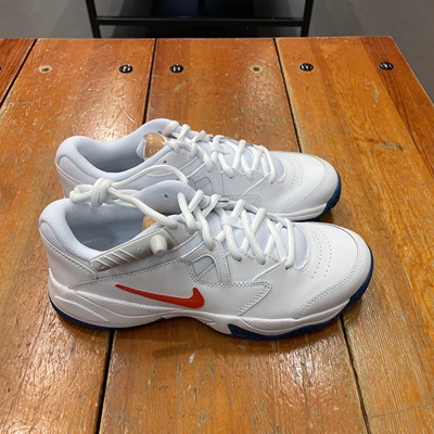 耐克女子休闲透气低帮