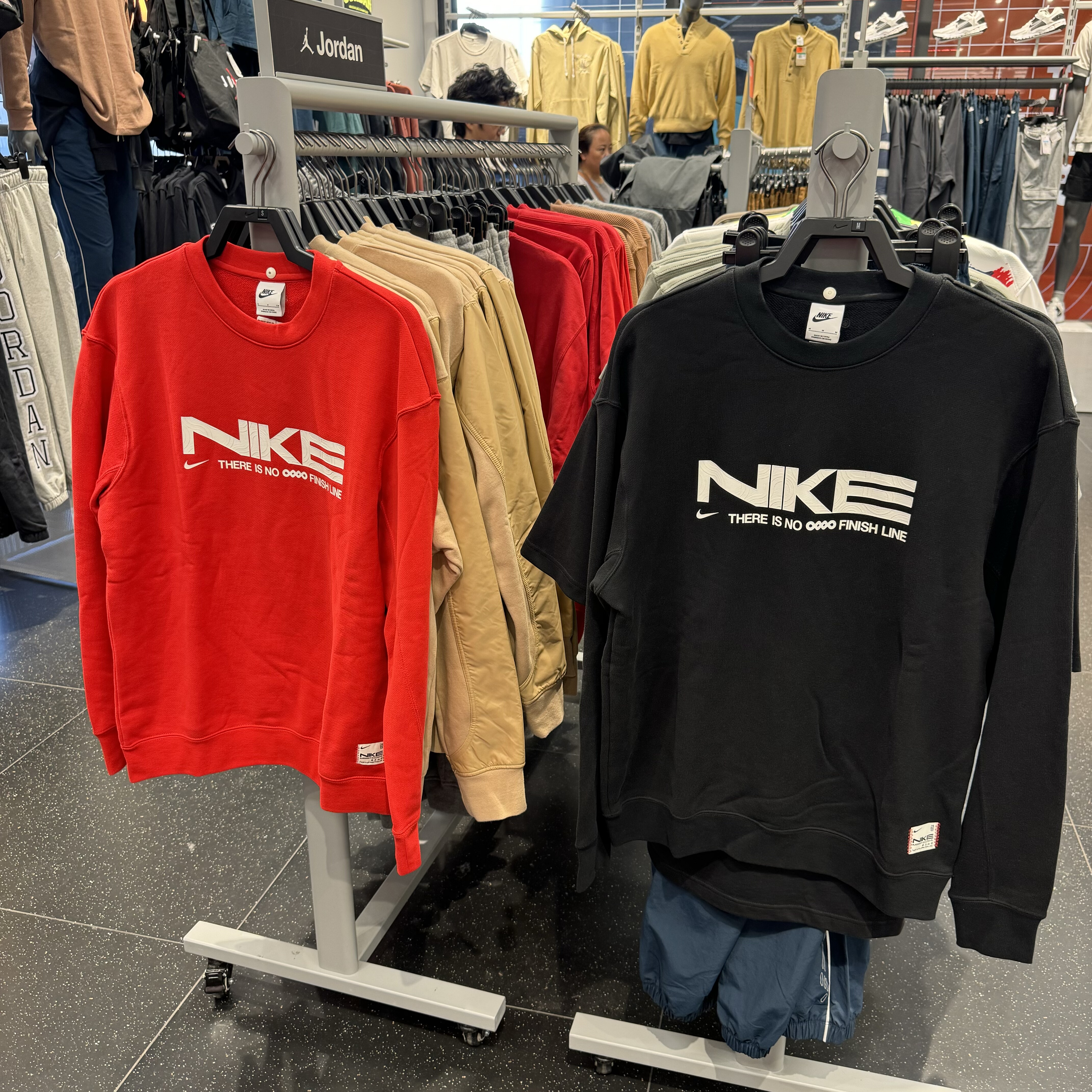 犇犇运动Nike/ 男子加绒宽松保暖休闲套头衫卫衣IB5450-657-010