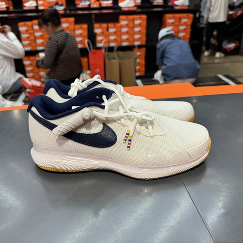 犇犇运动Nike/ Air Zoom Vapor Pro男子减震防滑网球鞋CZ0220-133