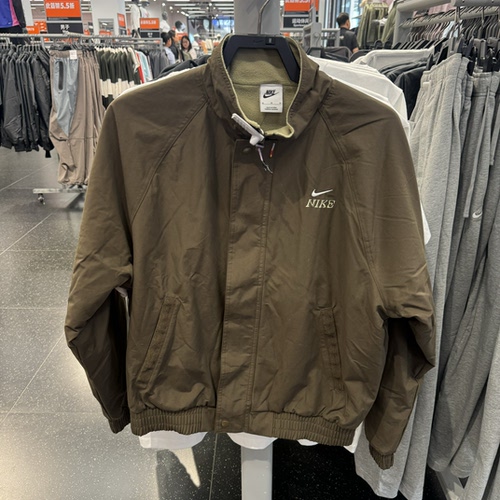 犇犇运动Nike/男子宽松透气舒适立领耐穿刺绣外套茄克 IQ3705-212