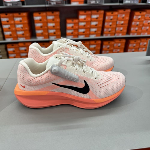 犇犇运动Nike/ AIR WINFLO 11女子缓震透气跑步鞋 FJ9510-106-304