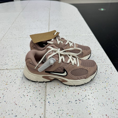 犇犇运动Nike/ V5 RNR 女子舒适休闲鞋跑步鞋II6294-600-HQ7901