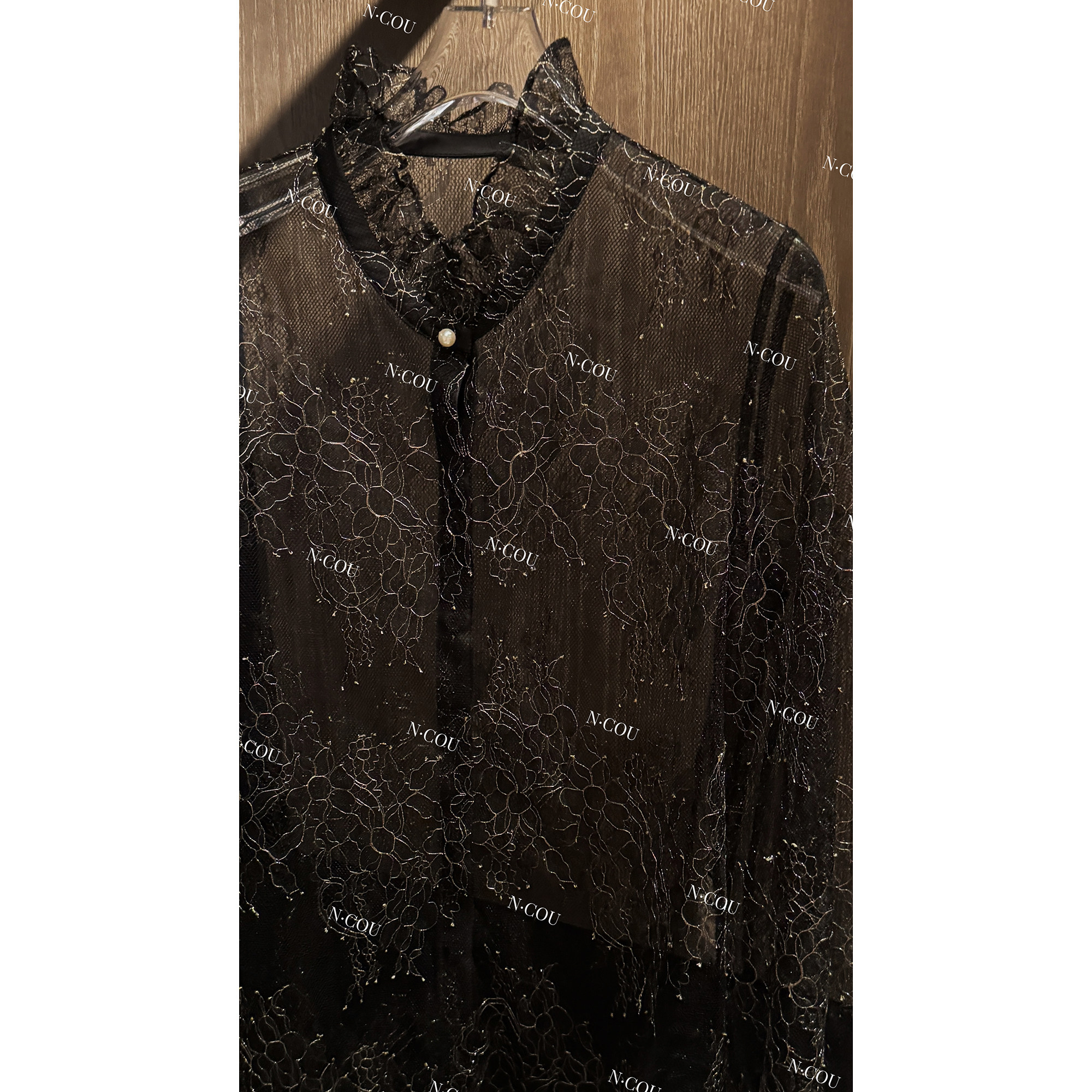 N.COU妮蔻25冬新款别致设计感透视花边高领叠穿刺绣内搭衬衫女,女装/女士精品,上衣,淘宝优惠券,粉丝福利购,淘宝优惠卷