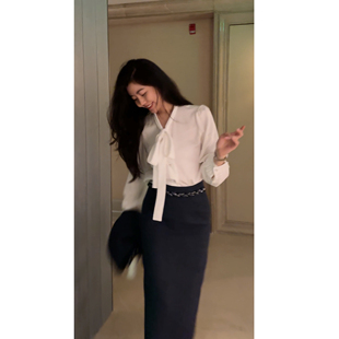 上衣 设计感撞色蝴蝶结系带醋酸衬衫 N.COU妮蔻25冬新款 百搭时尚