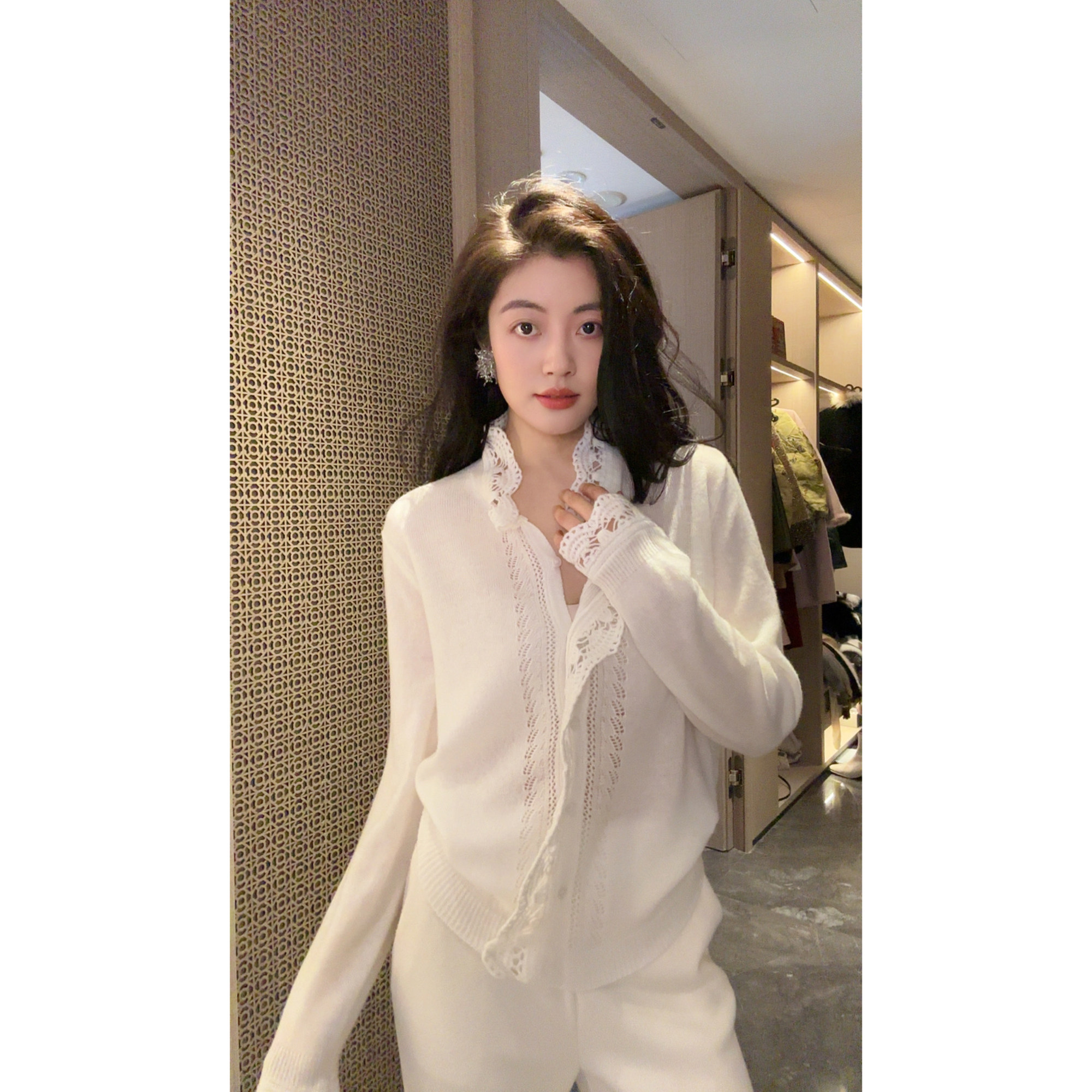 N.COU妮蔻25冬新款设计感小众别致镂空刺绣花边立领针织开衫女,女装/女士精品,上衣,淘宝优惠券,粉丝福利购,淘宝优惠卷