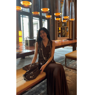 N.COU妮蔻25春新款 时髦气质高级感小香重工亮片翻领外套马甲