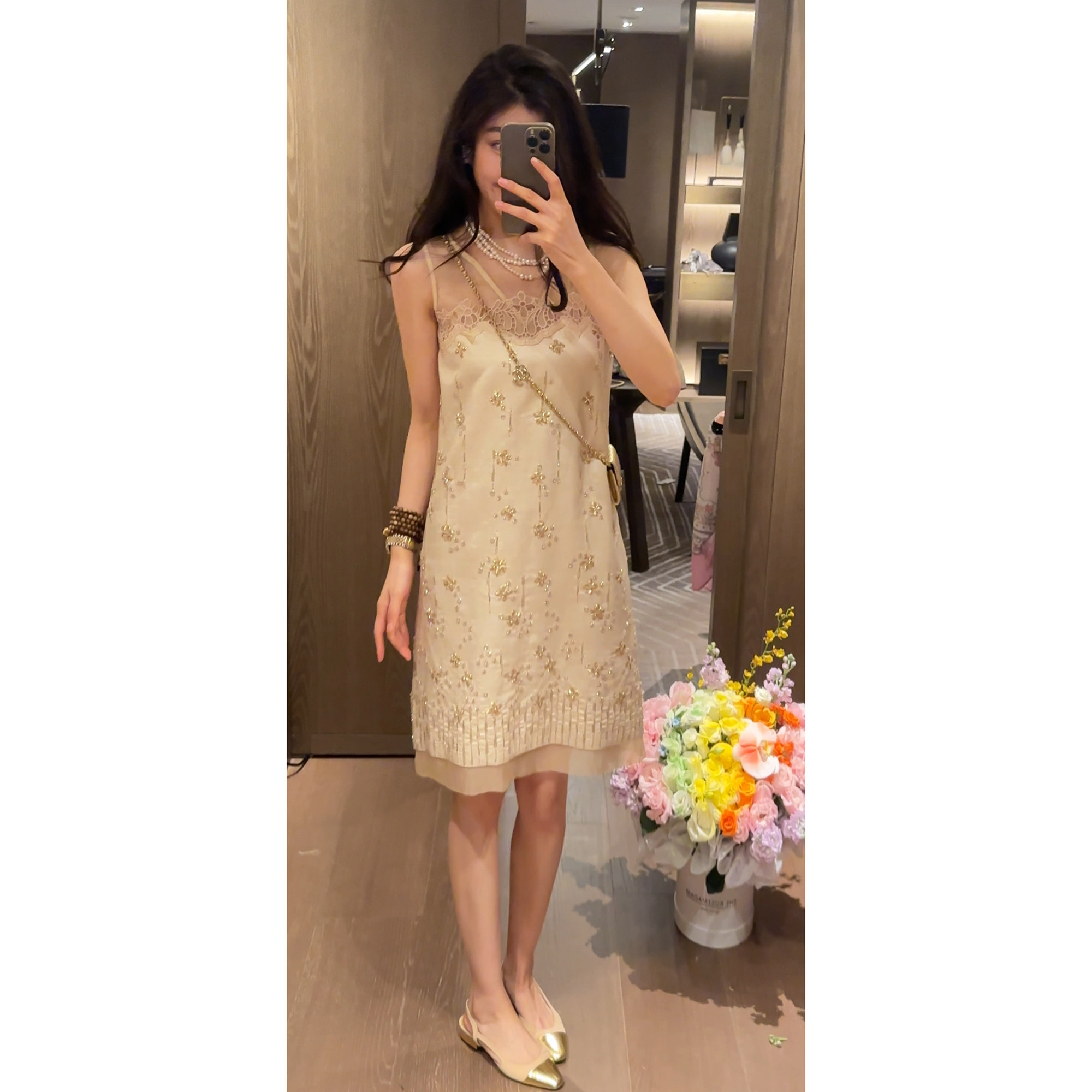 N.COU妮蔻26夏新款轻奢重工绣珠拼接镂空连衣裙女高级感气质短裙