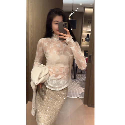 【N·COU】25冬新款【魅影打底】设计感蕾丝镂空刺绣打底衫DY2350