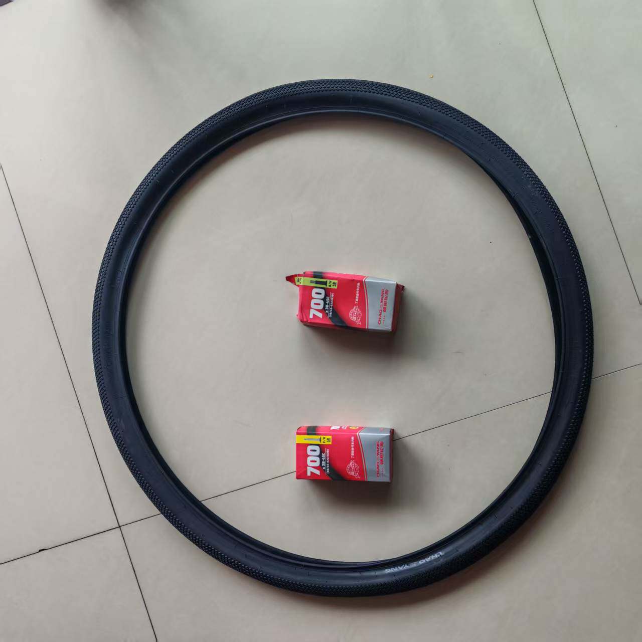 旅行公路自行车朝阳轮胎42-622 700X40C外胎内胎通用28X13/4包邮