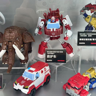 纪元 天尊世代领袖 D级 08动画版 成品玩具 孩之宝 救护车 变形金刚