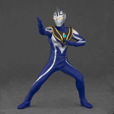 Alphamax布衣阿古茹奥特曼手办