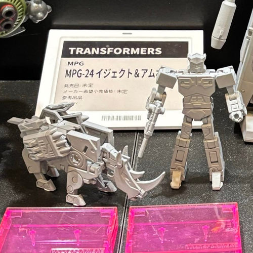 TAKARA 变形金刚 MPG-24 犀牛 弹射 磁带套装 机器人