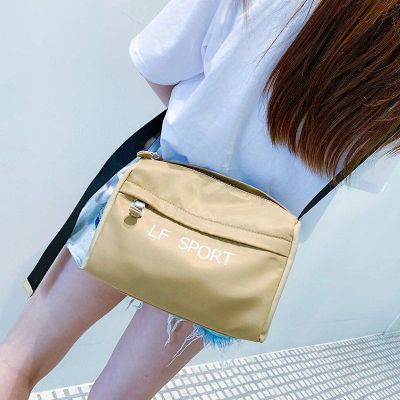 帆布斜跨包包女2020新款休闲百搭防水牛津布单肩包波士顿枕头包女