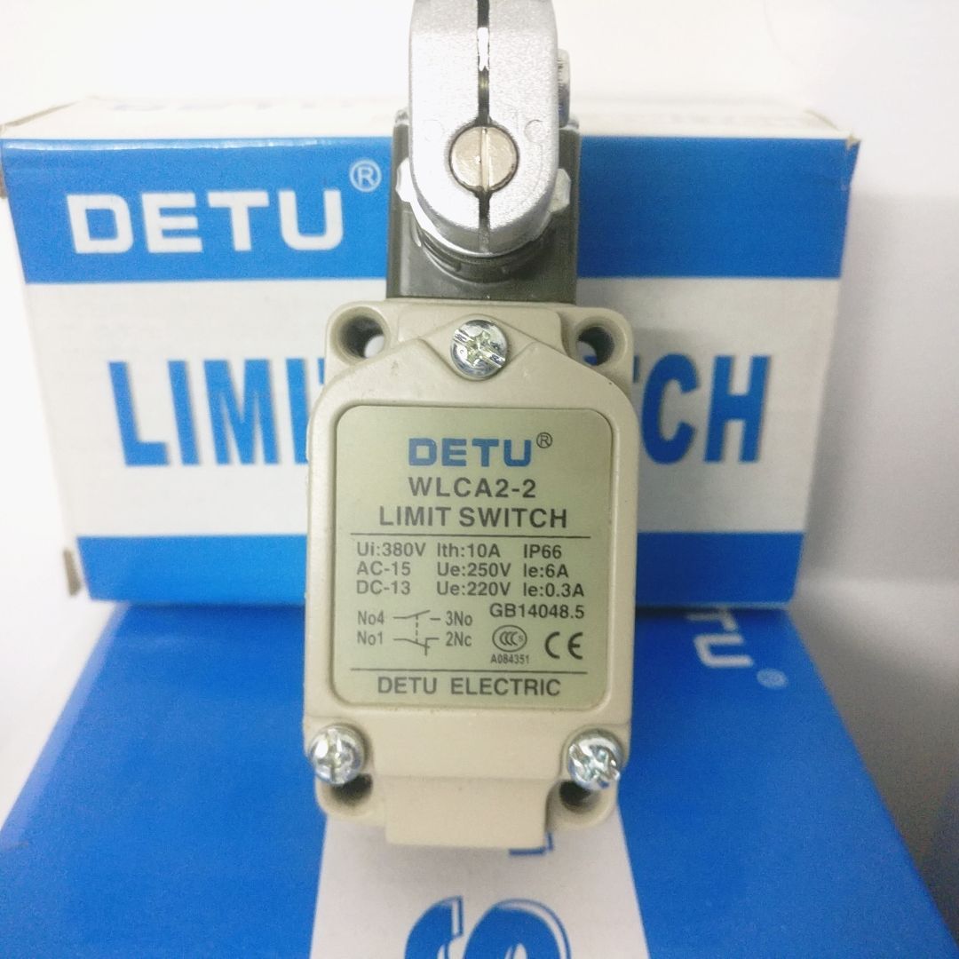 德图detu 双回路防水限位行程开关 wlca2-2 滚轮摆臂型