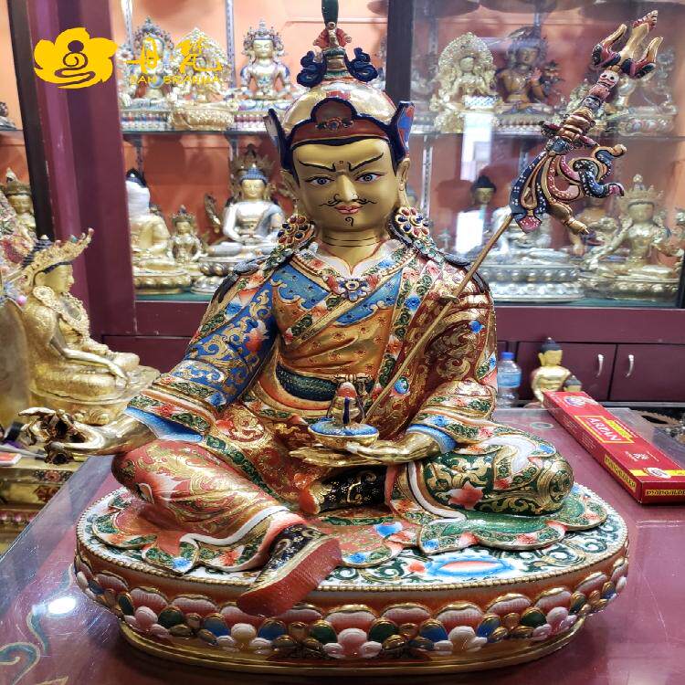 丹梵尼泊尔精品莲花生大师雕像彩绘莲师雕像雕像花生西藏古代铜雕