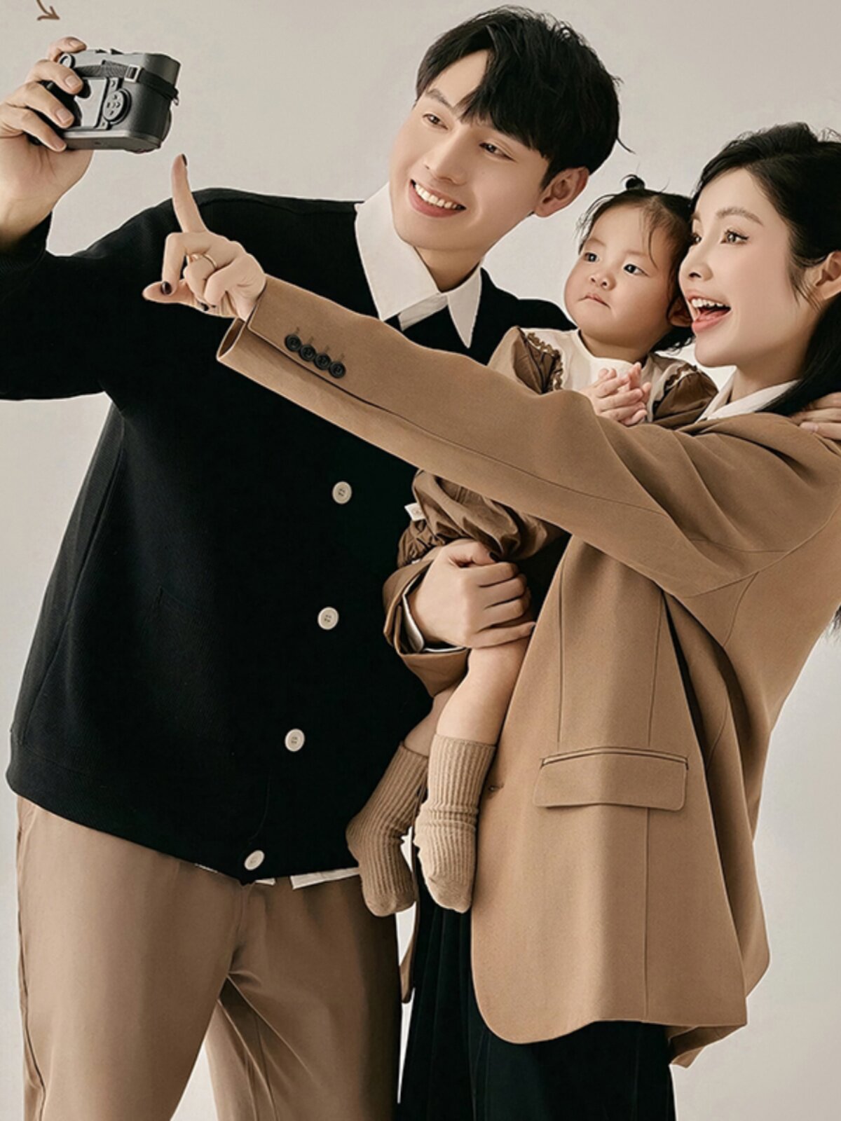 사진촬영 친자복 2024 3 4인 가족을 위한 새 정장 슈트 100세 생일 사진 촬영 가족 의상