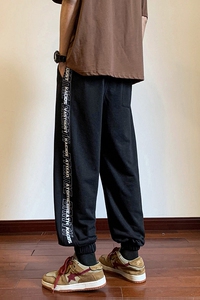 B335-A472-P55 控68 5050聚酯纤维 束脚侧边印花宽松休闲卫裤2图片