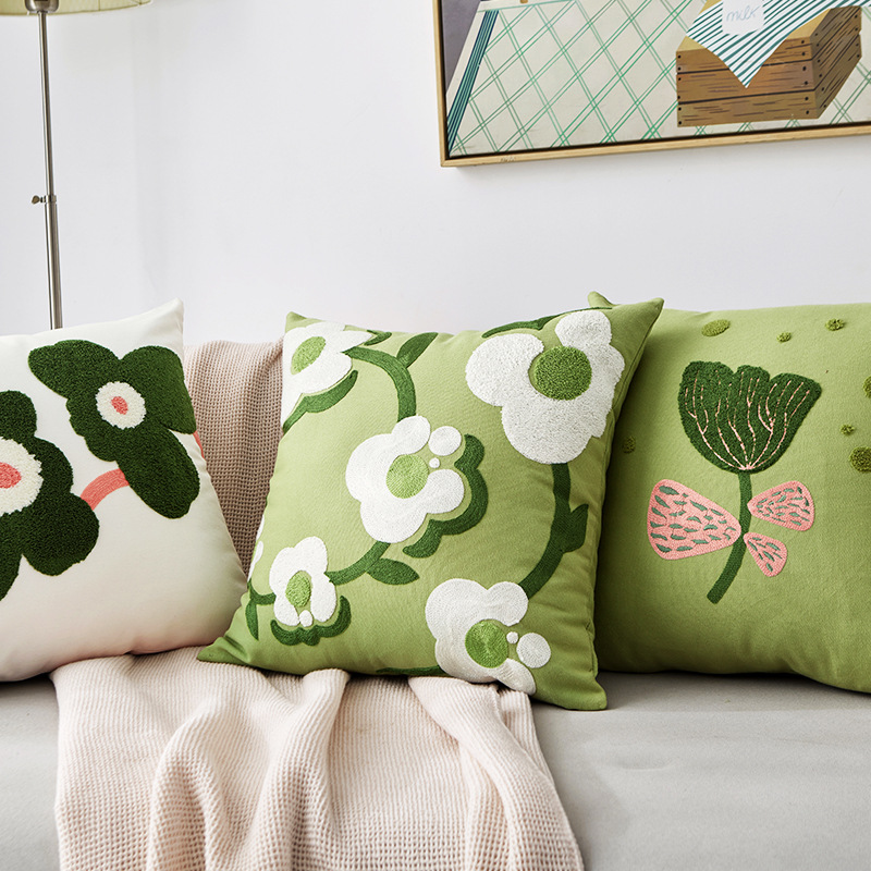 绿色小清晰刺绣抱枕客厅沙发枕套简约时尚卧室飘窗小花朵靠垫原创