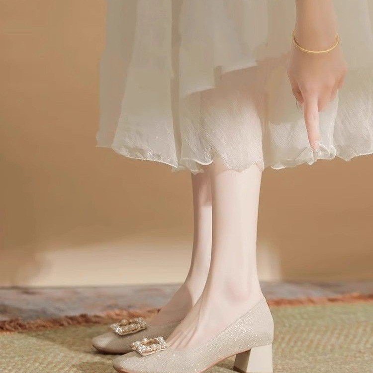 方头玛丽珍水晶旗袍高跟鞋粗跟平时可穿订婚新娘秀禾婚纱两穿单鞋