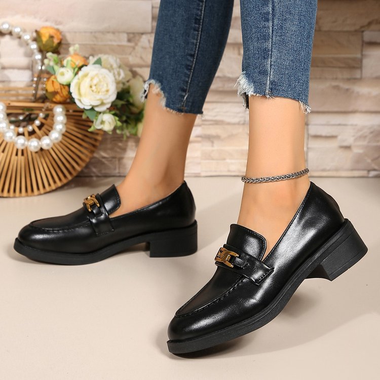 冬季加绒单鞋粗跟金属扣乐福鞋女2024新款法式复古棕色百搭小皮鞋